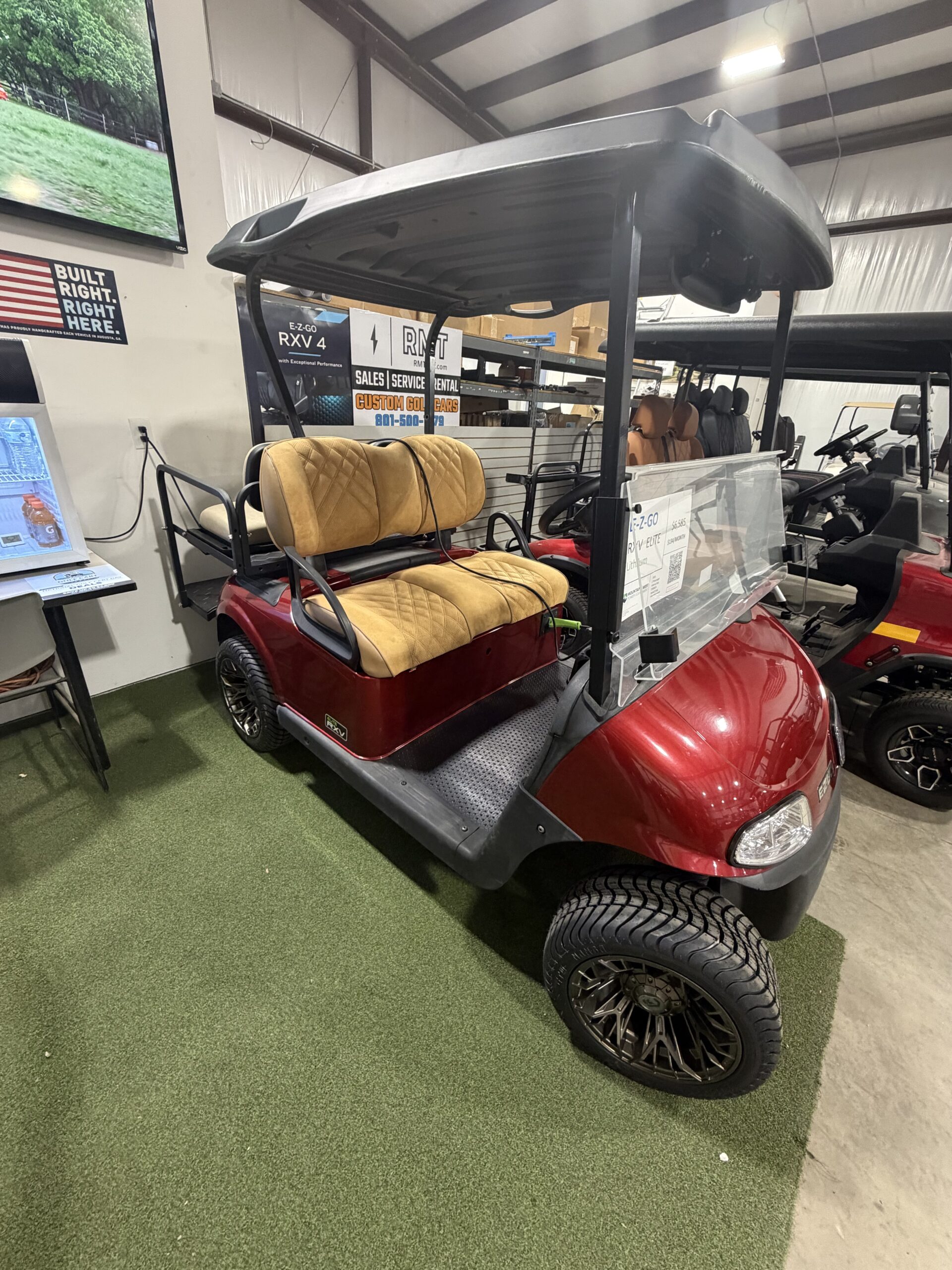 2020 EZGO RXV