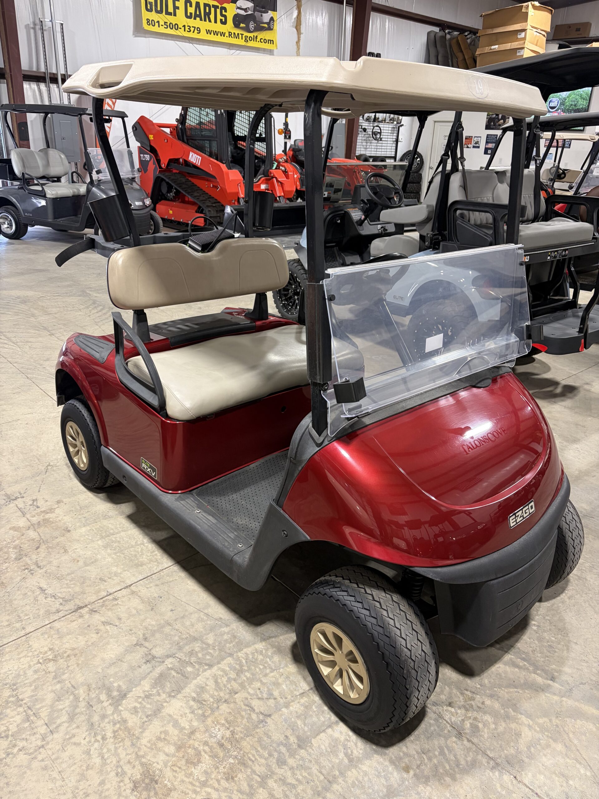 2020 EZGO RXV